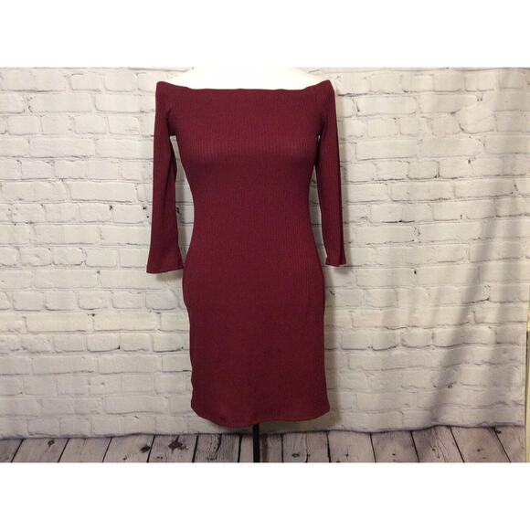 Love J Wiggle Dress Body Con Size Lg Off The Shoulder Burgundy PinUp Festive - Picture 8 of 8
